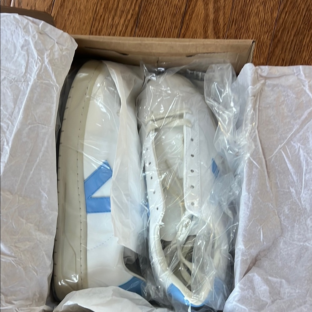 VEJA Sneakers